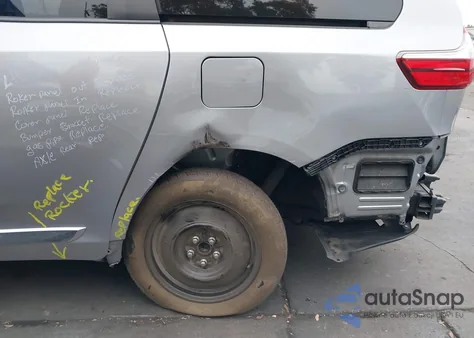 2017 Toyota Sienna Le 8 Passenger из США, поврежденный, VIN 5TDKZ3DC9HS841120